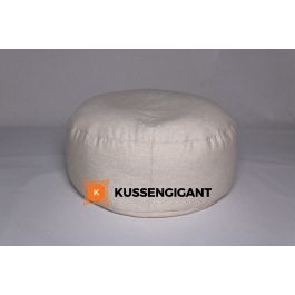 Tijdens De Bouw Van Het Nieuwe Tehuis Wordt De Betonmengwagen Met Beton Uitgereden Om Gebouw Te Bedekken Woning Voor Betonmengwagens 269585874